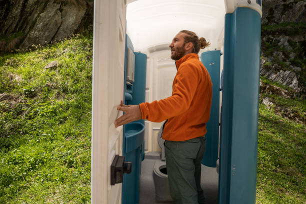 Portable Toilet Options We Offer in Cheney, KS