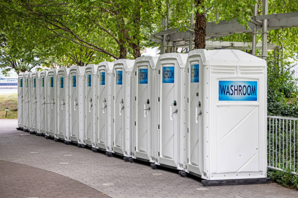Best Portable toilet rental cost  in Cheney, KS